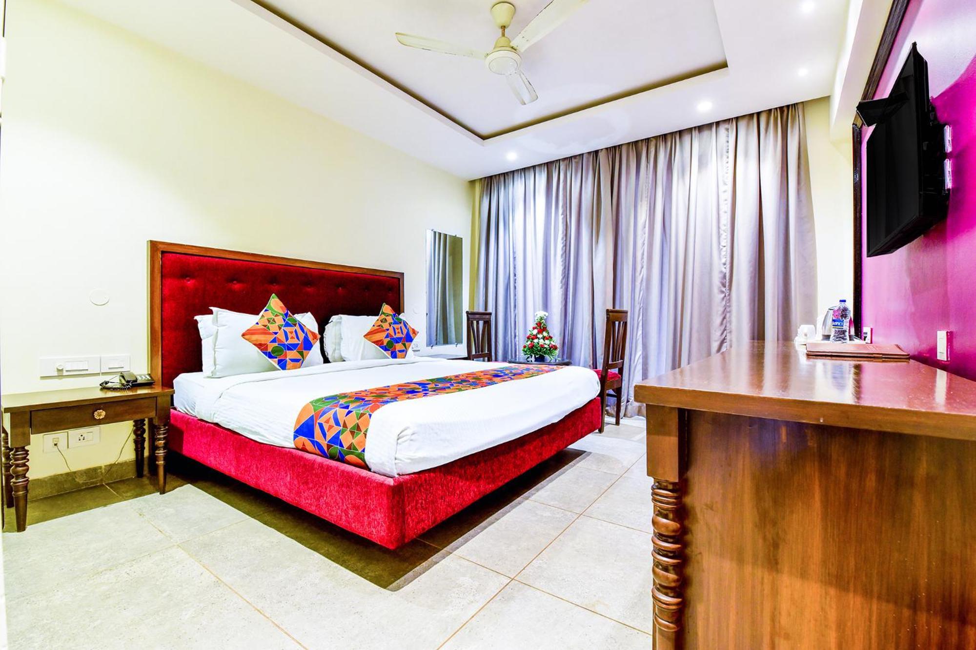 Fabhotel Prime The King'S Court - Nr Calangute Beach Eksteriør bilde